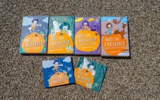 POMÔŽTE ANČI Z POMARANČA A JEJ KAPELE DOSTAŤ NA SVETLO SVETA PRVÉ CD DŽINGEL