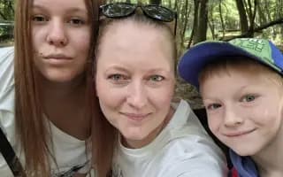 Mama dvoch detí bojuje s nádorom na mozgu. Pomôžme jej.
