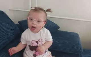 Kristínka chce objavovať svet. Pomôžme jej posilniť telíčko na rehabilitáciách.