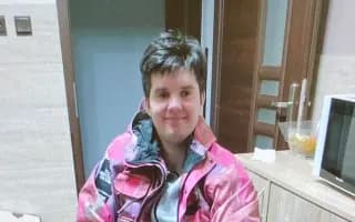 Pomôžme Tomášovi postaviť sa opäť na vlastné nohy po autonehode